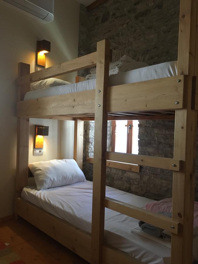 Hostel And Hani I Fisnikut