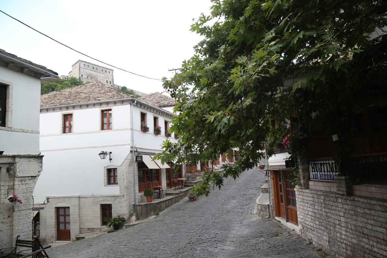 And Hani I Fisnikut Gjirokaster