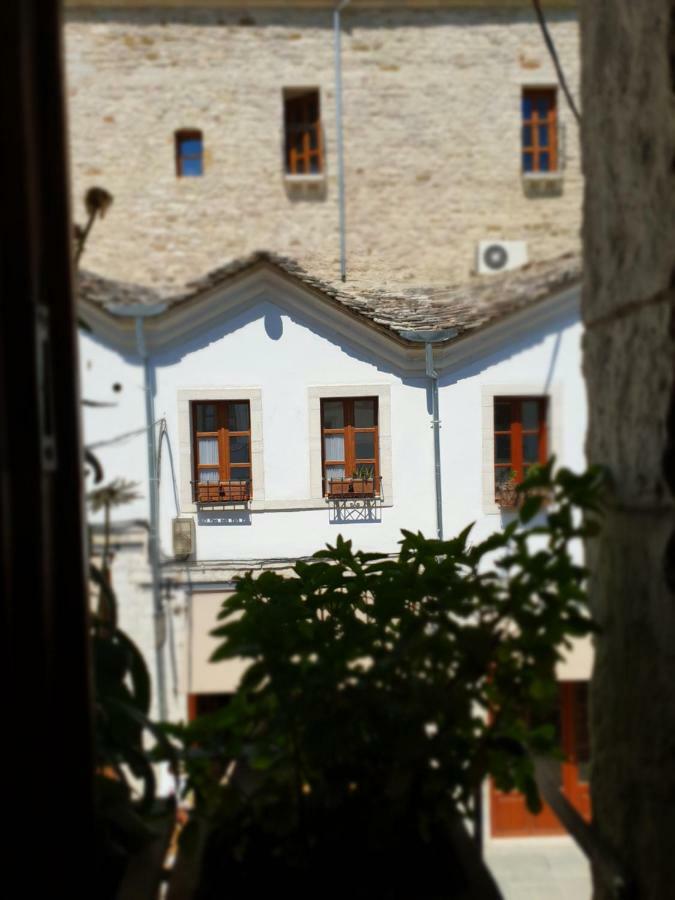 Hostel And Hani I Fisnikut